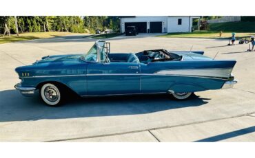 Chevrolet-Bel-air-convertible-1957-Turquoise-Blue-Ivory-5