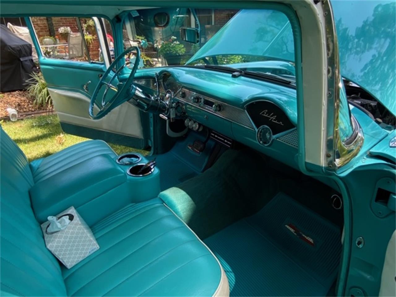 Chevrolet-Bel-air-wagon-1955-Turquoise-Turquoise-amp-White-1