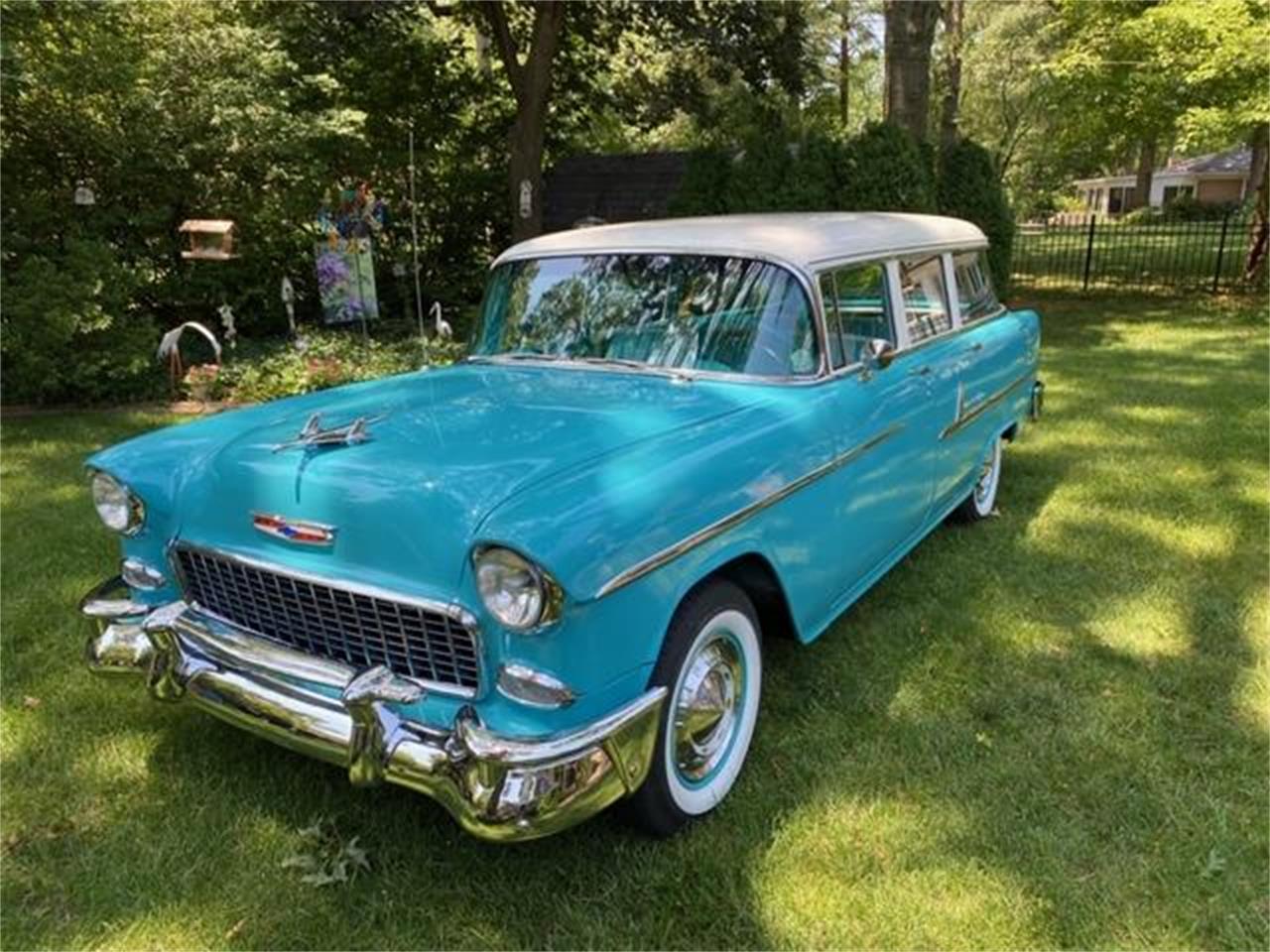 Chevrolet-Bel-air-wagon-1955-Turquoise-Turquoise-amp-White-10