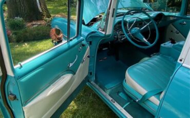 Chevrolet-Bel-air-wagon-1955-Turquoise-Turquoise-amp-White-12