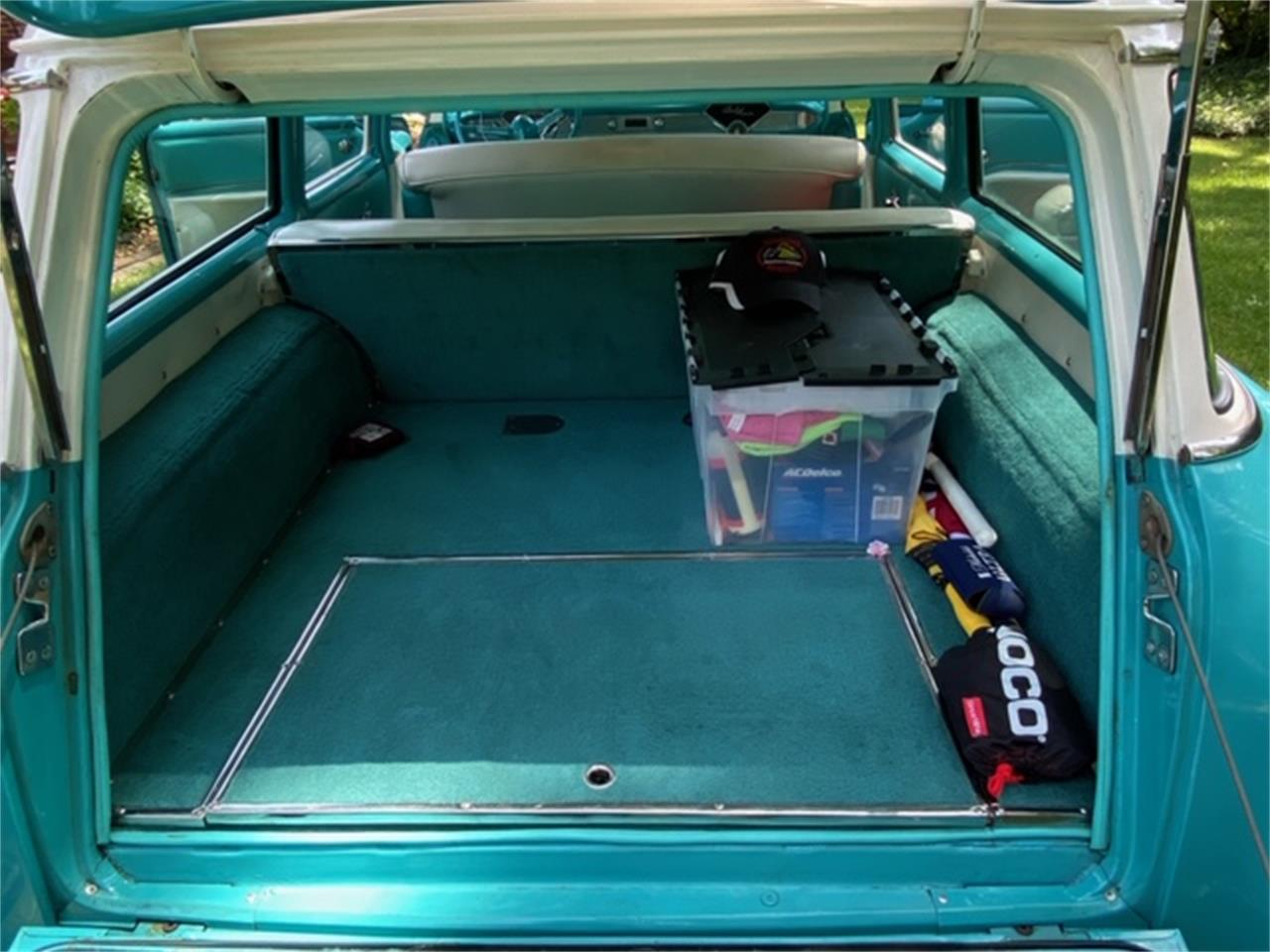 Chevrolet-Bel-air-wagon-1955-Turquoise-Turquoise-amp-White-15