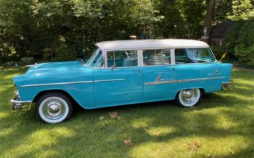 Chevrolet-Bel-air-wagon-1955-Turquoise-Turquoise-amp-White-9
