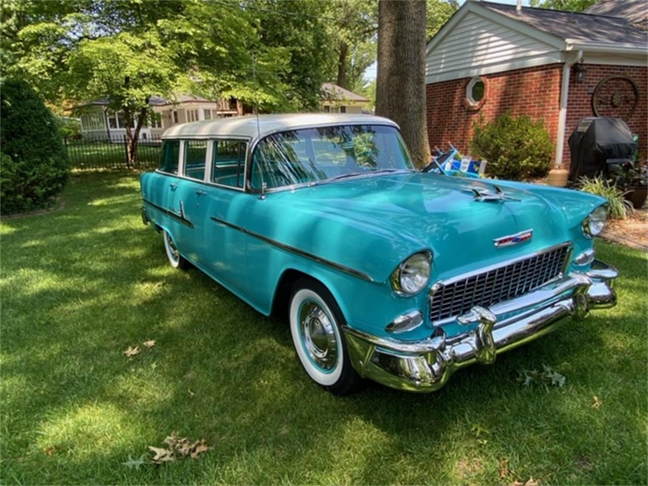 Chevrolet-Bel-air-wagon-1955-Turquoise-Turquoise-amp-White