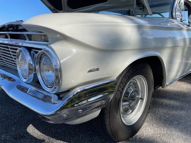 Chevrolet-Biscayne-1961-Coupe-11