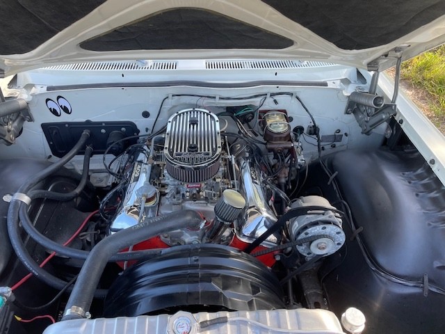 Chevrolet-Biscayne-1961-Coupe-16