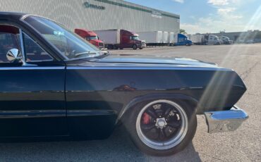 Chevrolet-Biscayne-1963-Coupe-17