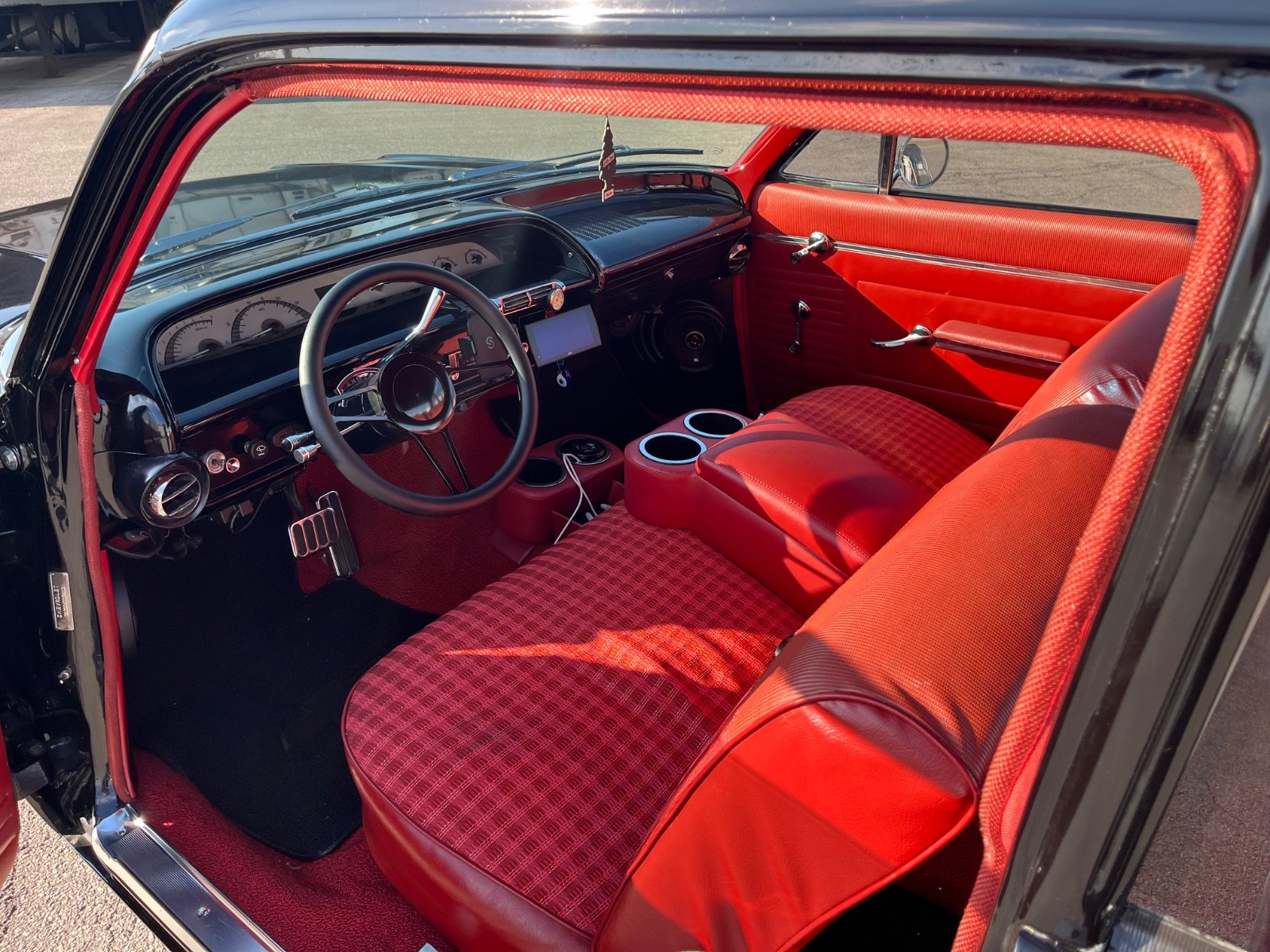 Chevrolet-Biscayne-1963-Coupe-20