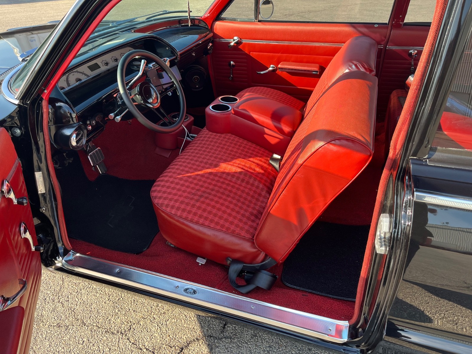 Chevrolet-Biscayne-1963-Coupe-22