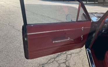 Chevrolet-Biscayne-1963-Coupe-24