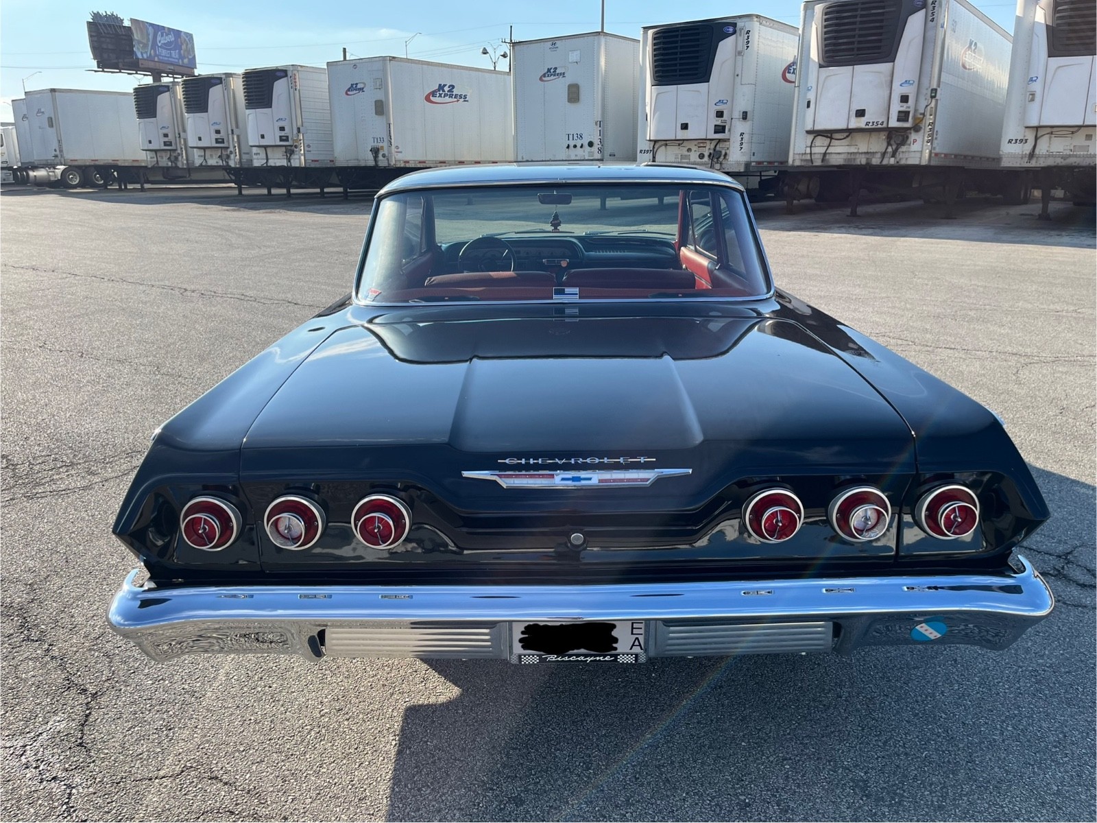 Chevrolet-Biscayne-1963-Coupe-3