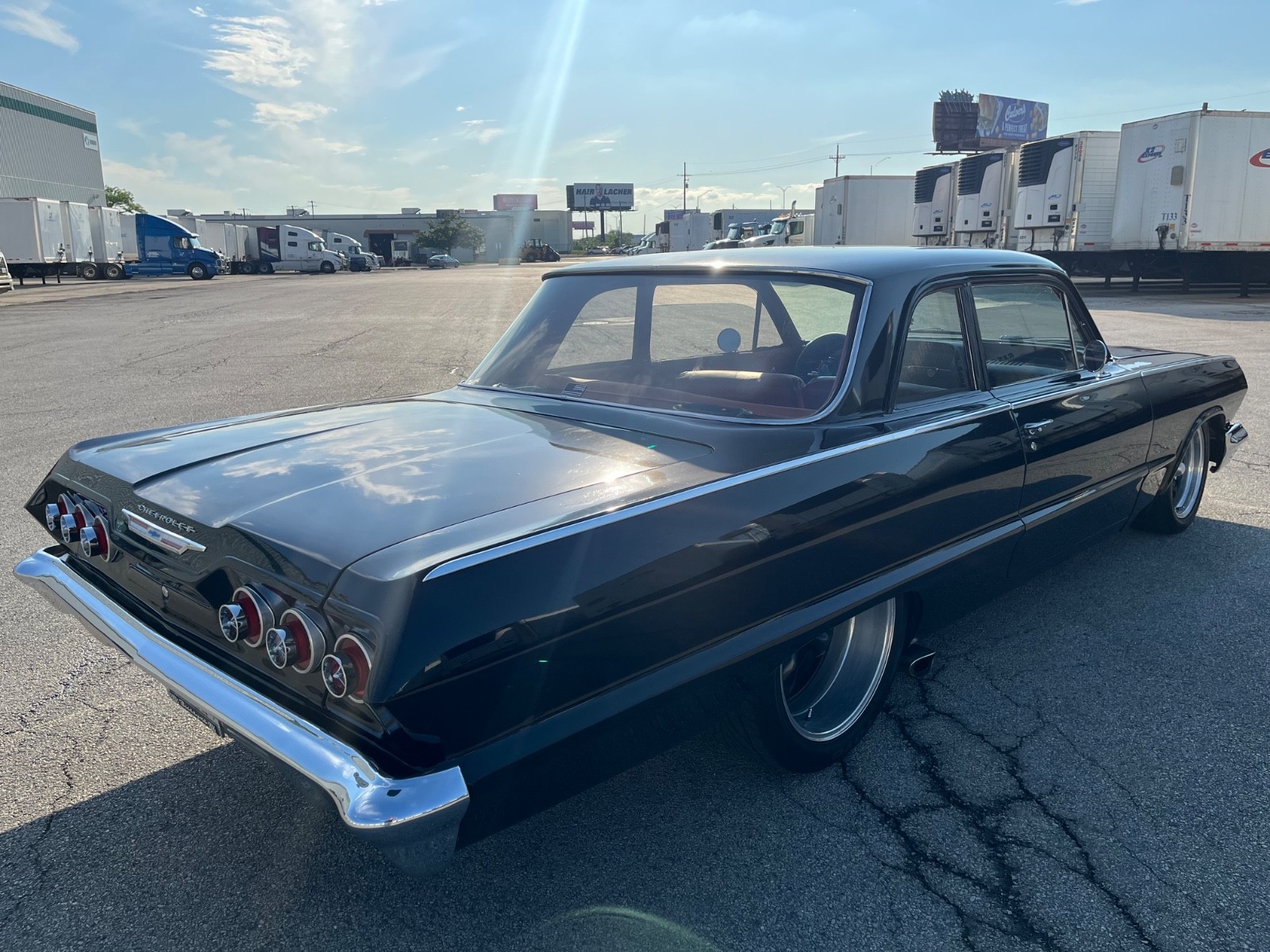 Chevrolet-Biscayne-1963-Coupe-4