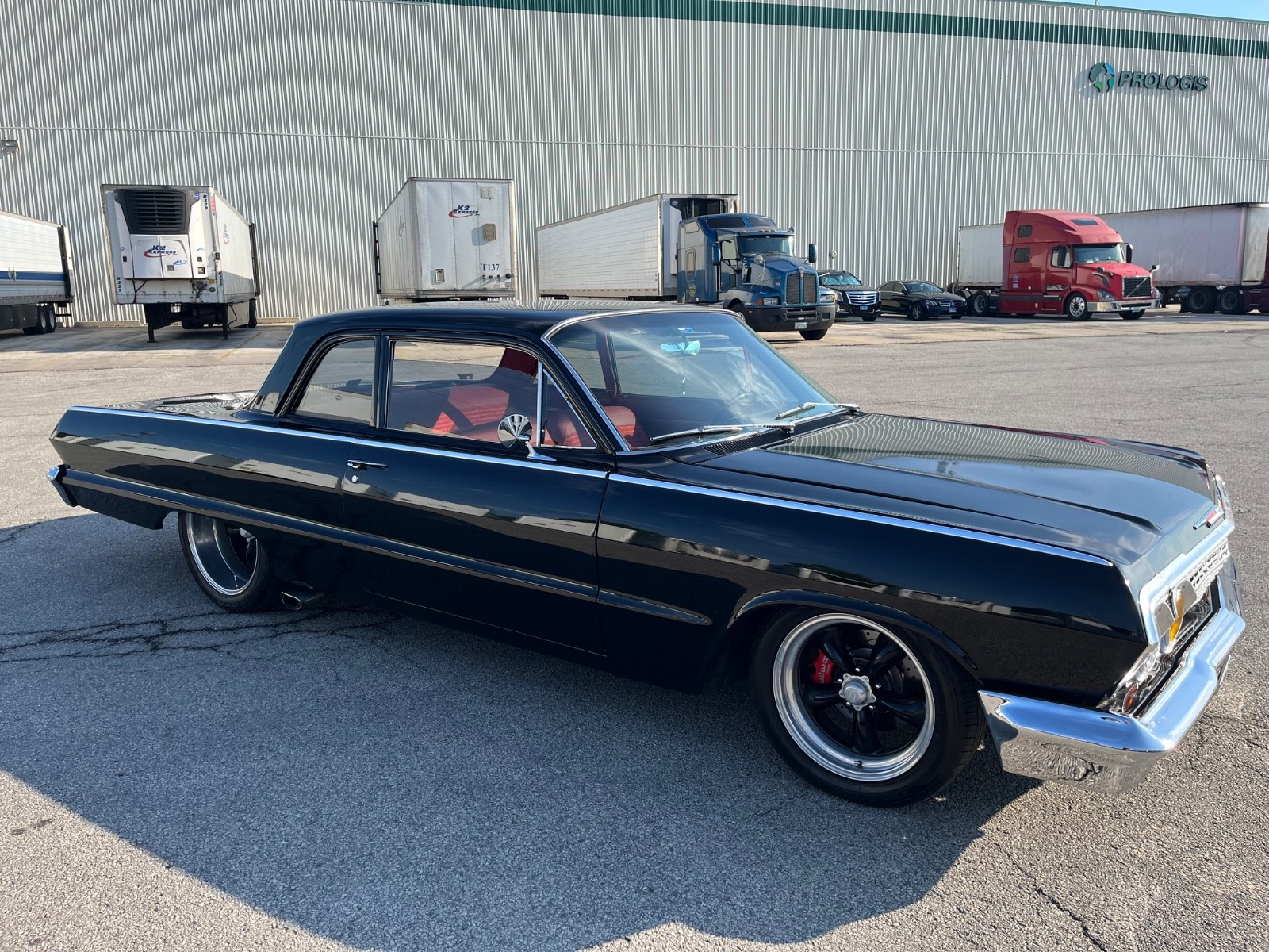 Chevrolet-Biscayne-1963-Coupe-6