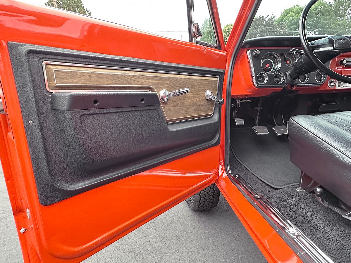 Chevrolet-Blazer-1972-SUV-27