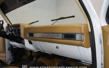 Chevrolet-Blazer-1984-SUV-25