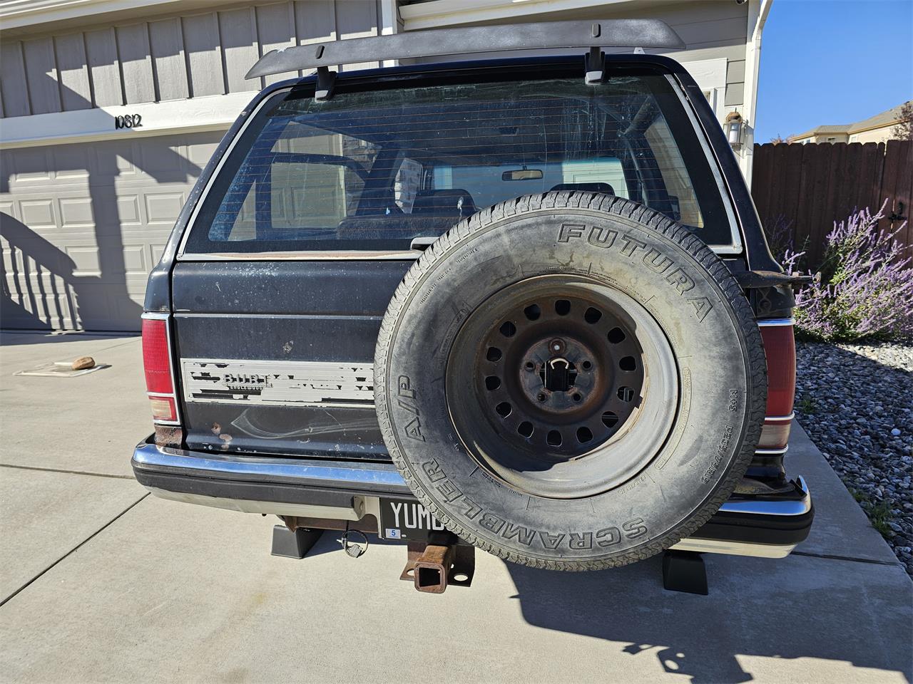 Chevrolet-Blazer-1985-Black-Gray-16