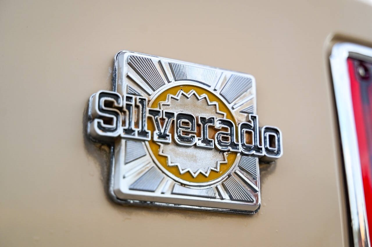Chevrolet-Blazer-1986-SUV-14