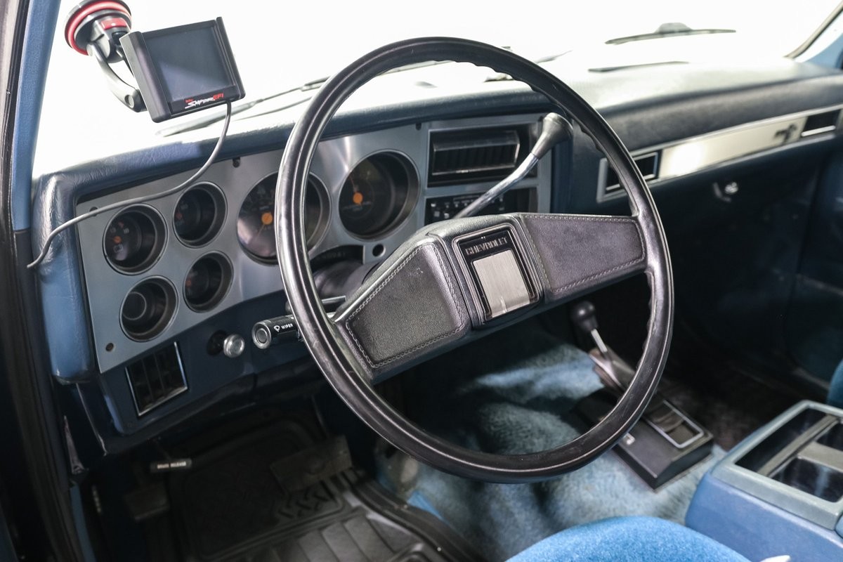 Chevrolet-Blazer-1986-SUV-15