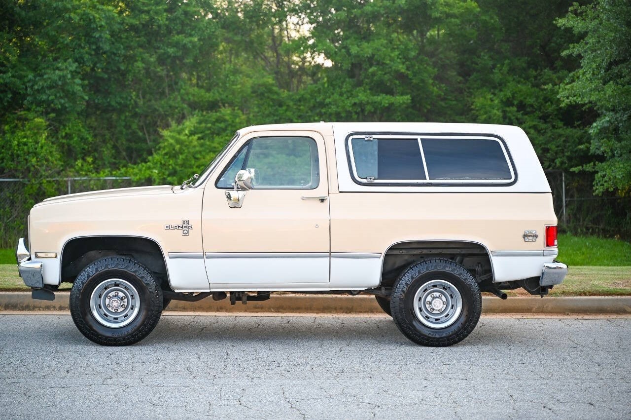 Chevrolet-Blazer-1986-SUV-6