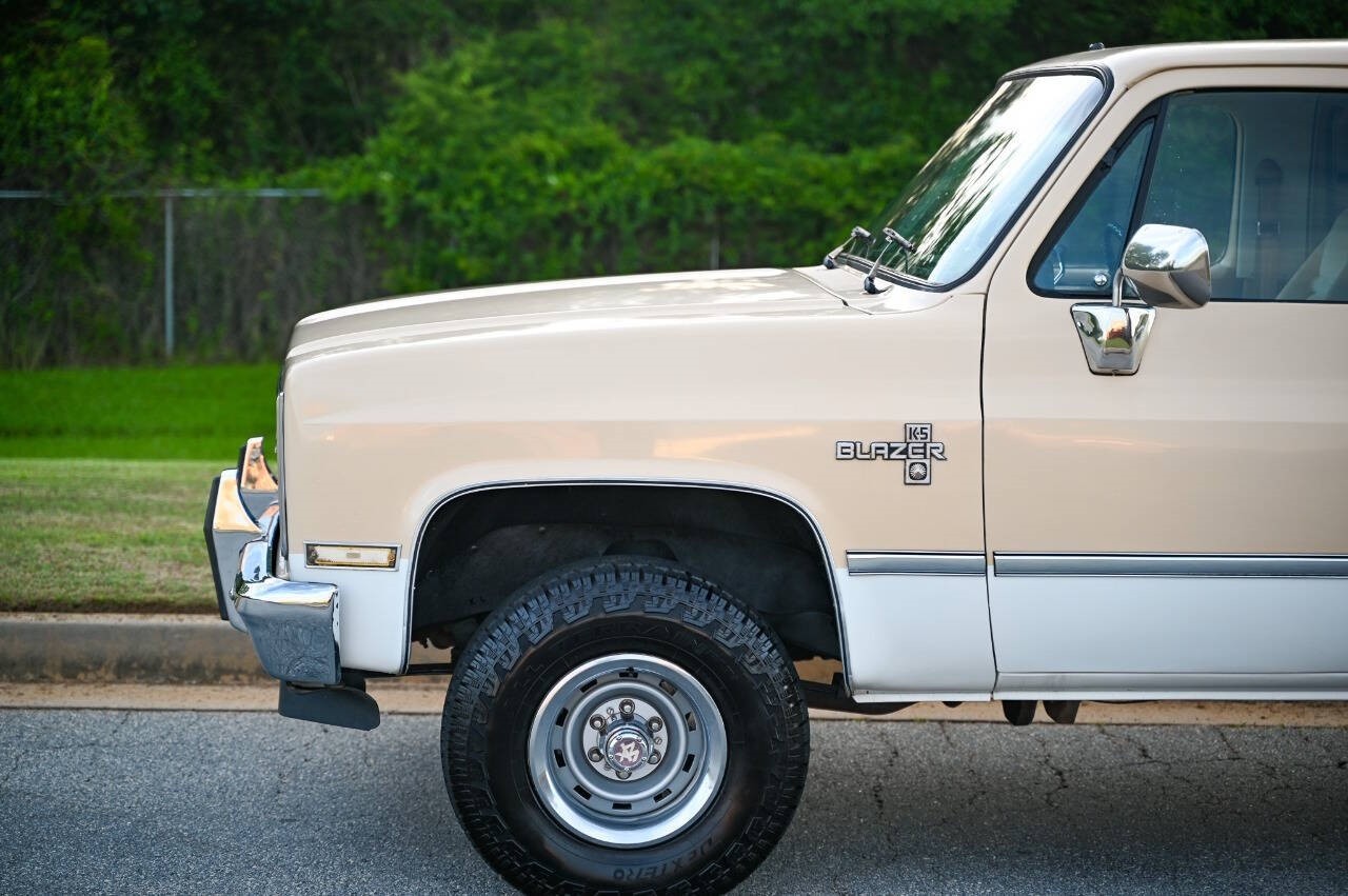 Chevrolet-Blazer-1986-SUV-7