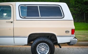 Chevrolet-Blazer-1986-SUV-9
