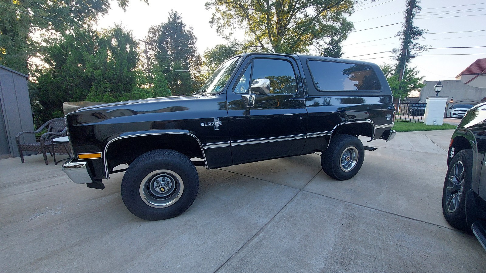 Chevrolet-Blazer-1988-SUV-1