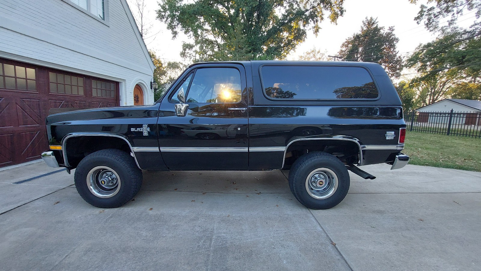 Chevrolet-Blazer-1988-SUV-2