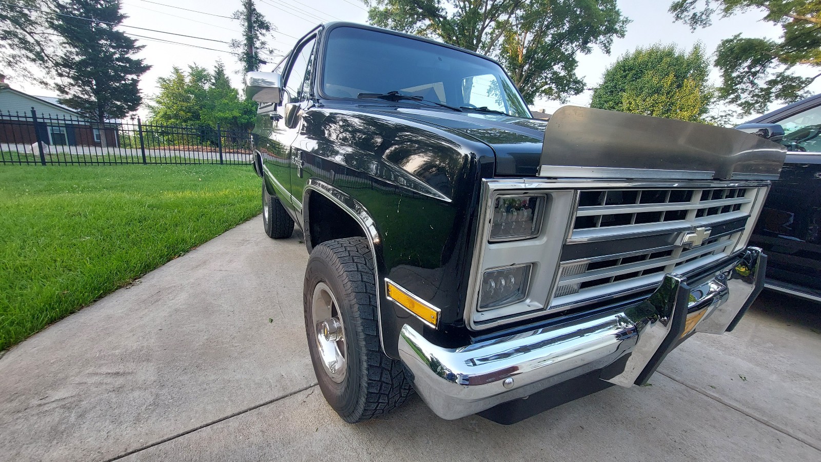 Chevrolet-Blazer-1988-SUV-5