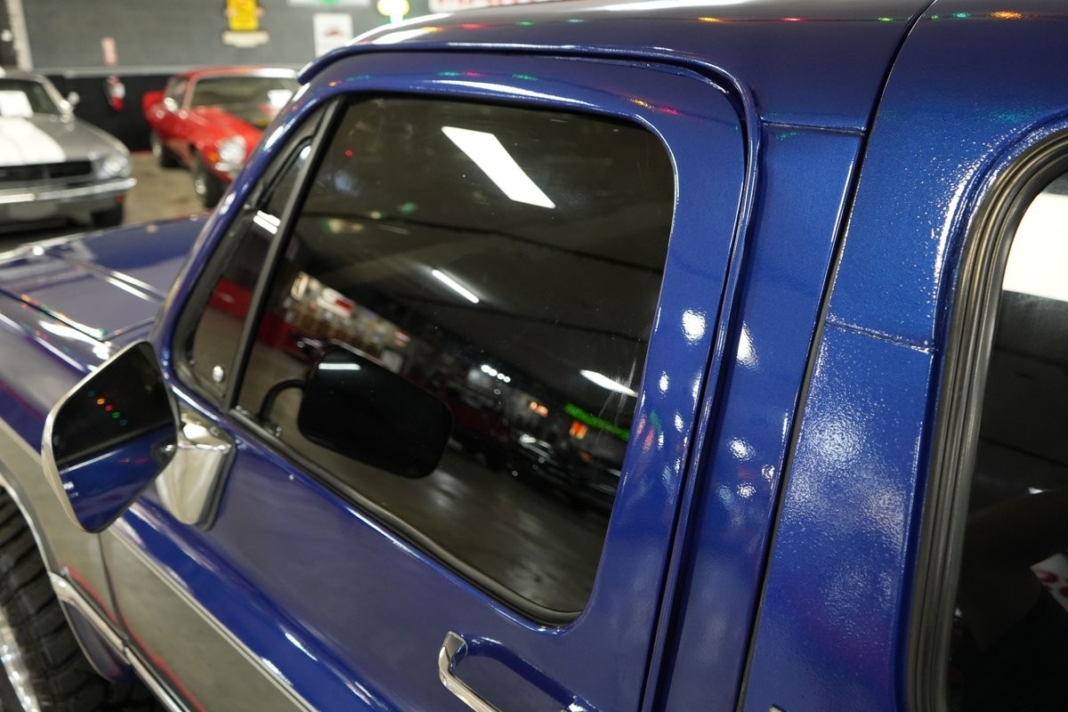 Chevrolet-Blazer-4X4-1989-SUV-37