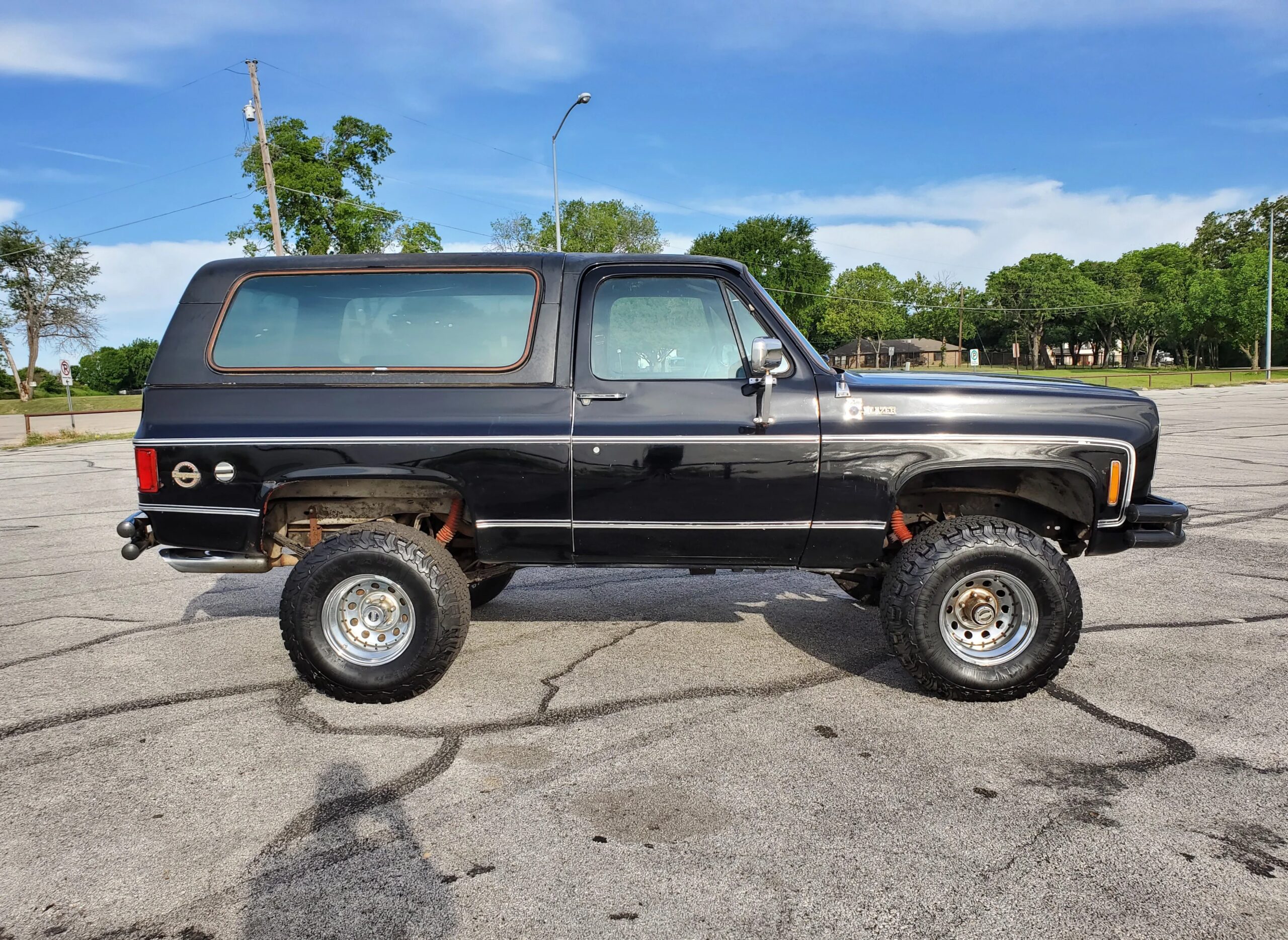 Chevrolet-Blazer-4wd-1977-Black-Black-5