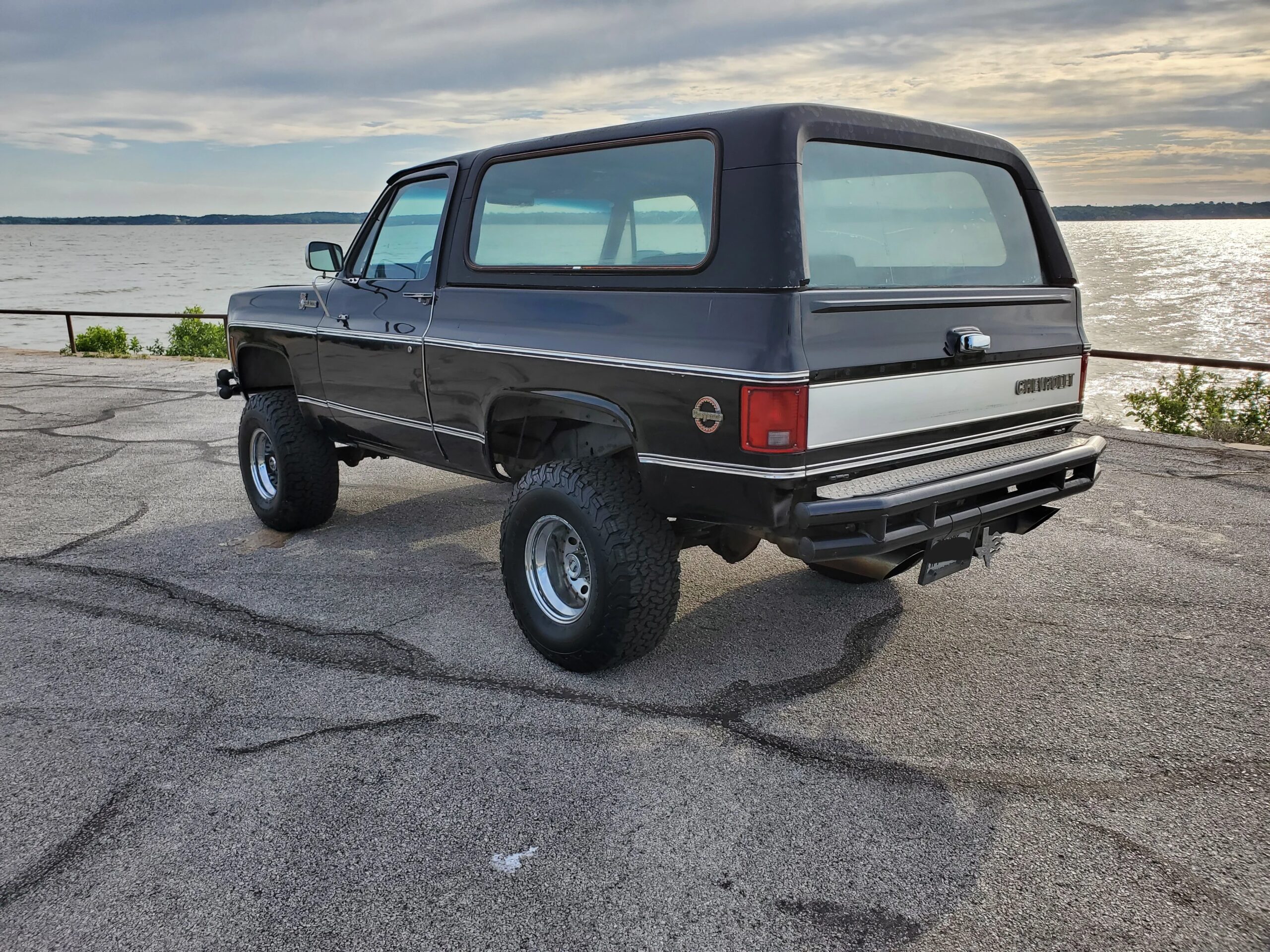 Chevrolet-Blazer-4wd-1977-Black-Black-7