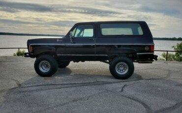 Chevrolet-Blazer-4wd-1977-Black-Black-8