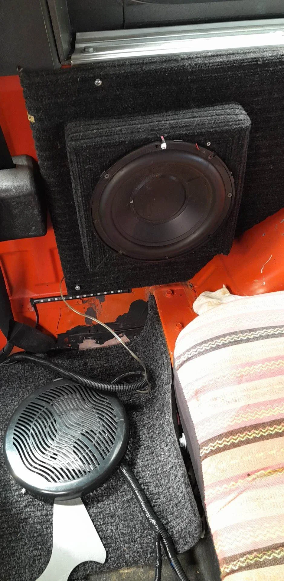 Chevrolet-Blazer-4wd-1980-Orange-Black-4
