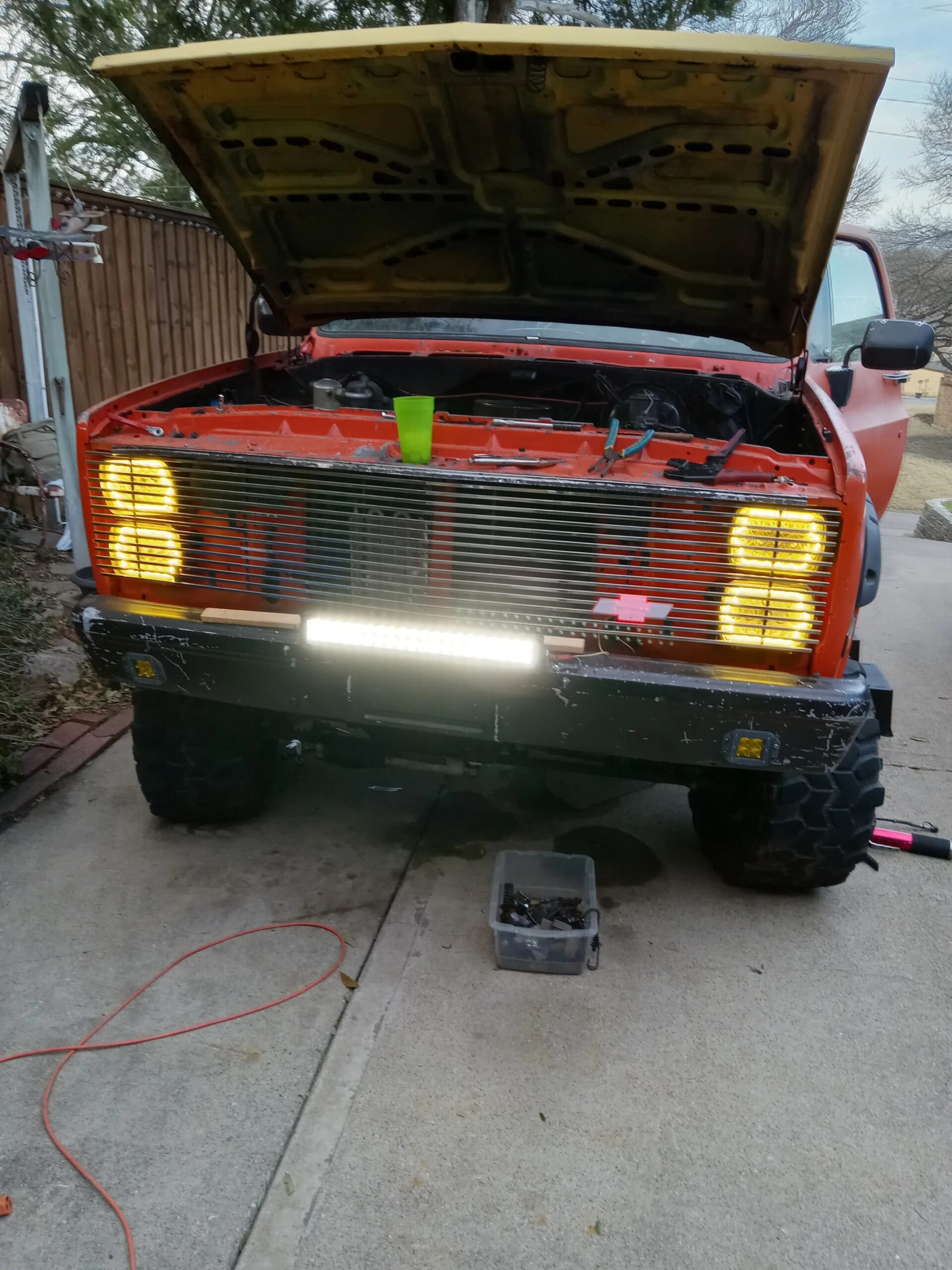 Chevrolet-Blazer-4wd-1980-Orange-Black-5