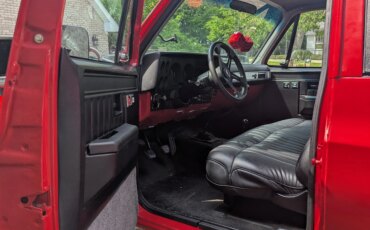 Chevrolet-Blazer-4wd-1989-Red-Black-22