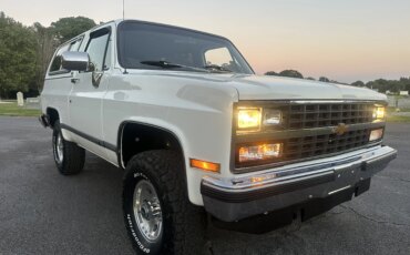 Chevrolet-Blazer-4wd-1989-White-Red-11