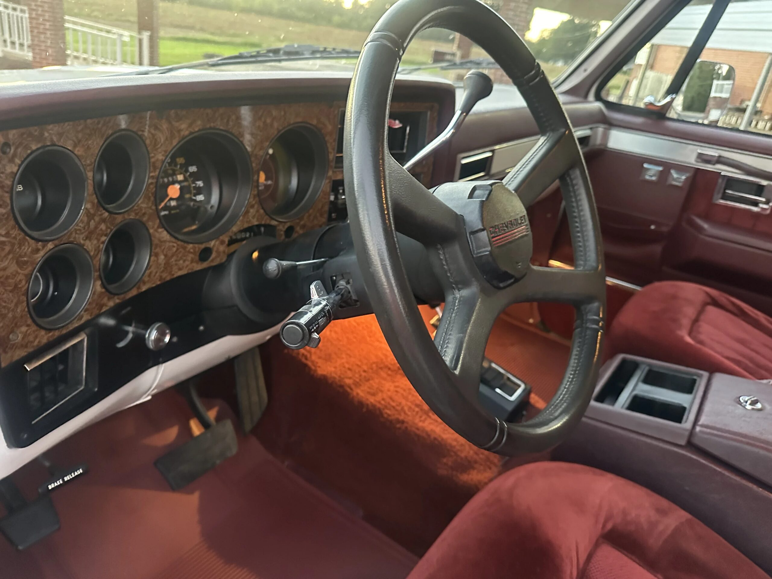 Chevrolet-Blazer-4wd-1989-White-Red-36