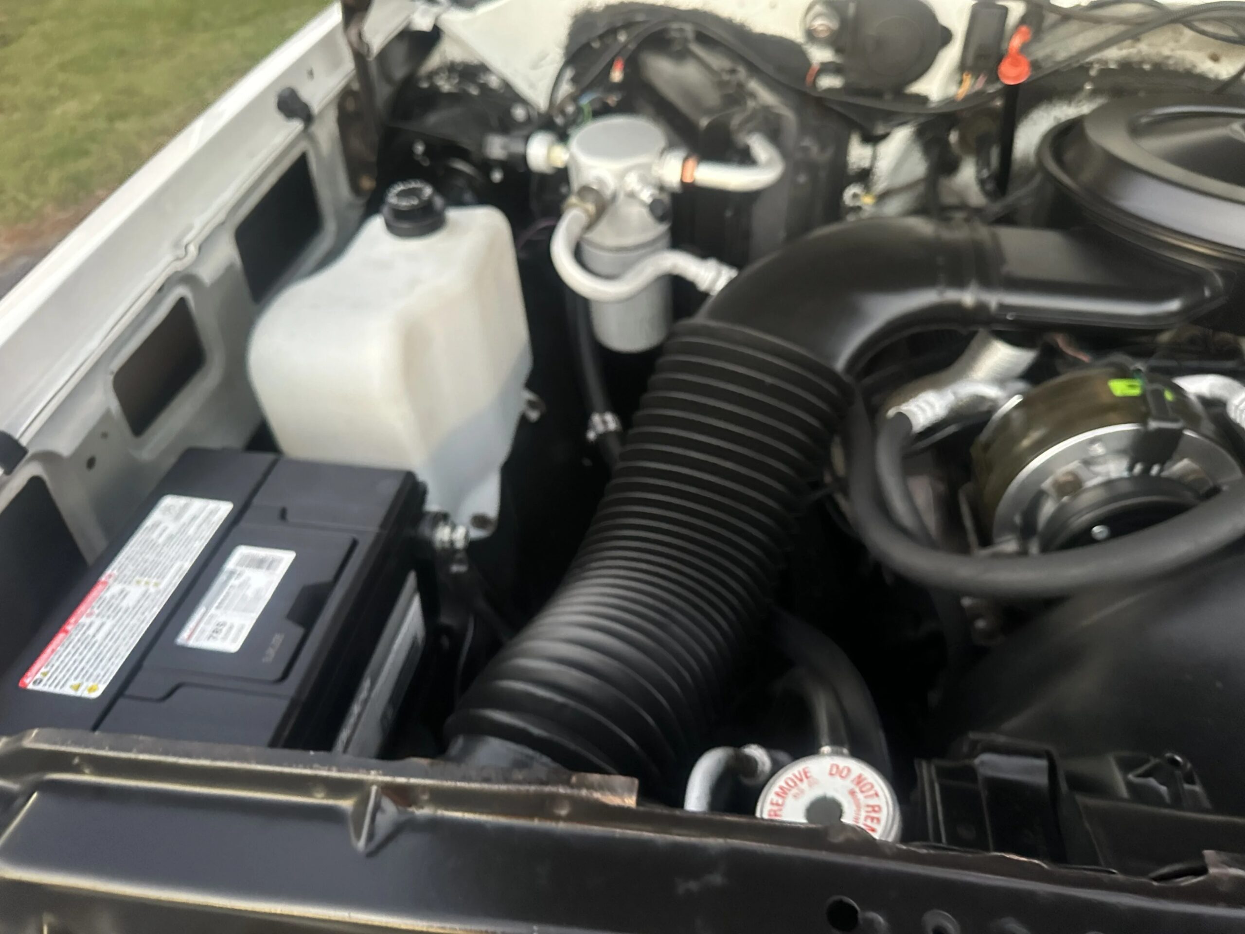 Chevrolet-Blazer-4wd-1989-White-Red-63