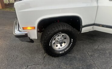 Chevrolet-Blazer-4wd-1989-White-Red-65
