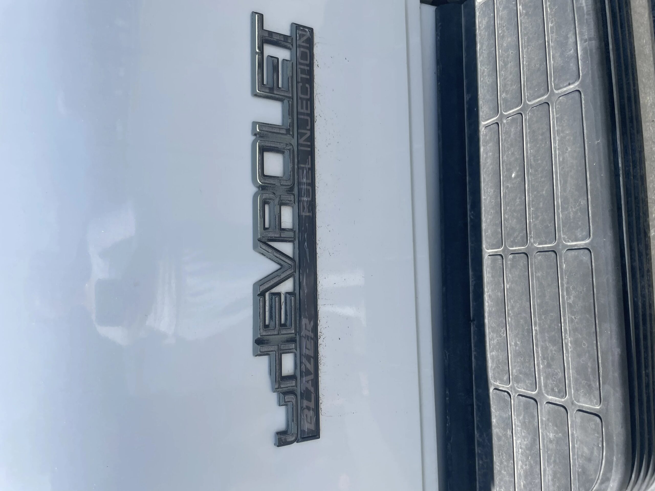 Chevrolet-Blazer-4wd-1992-White-Tan-33
