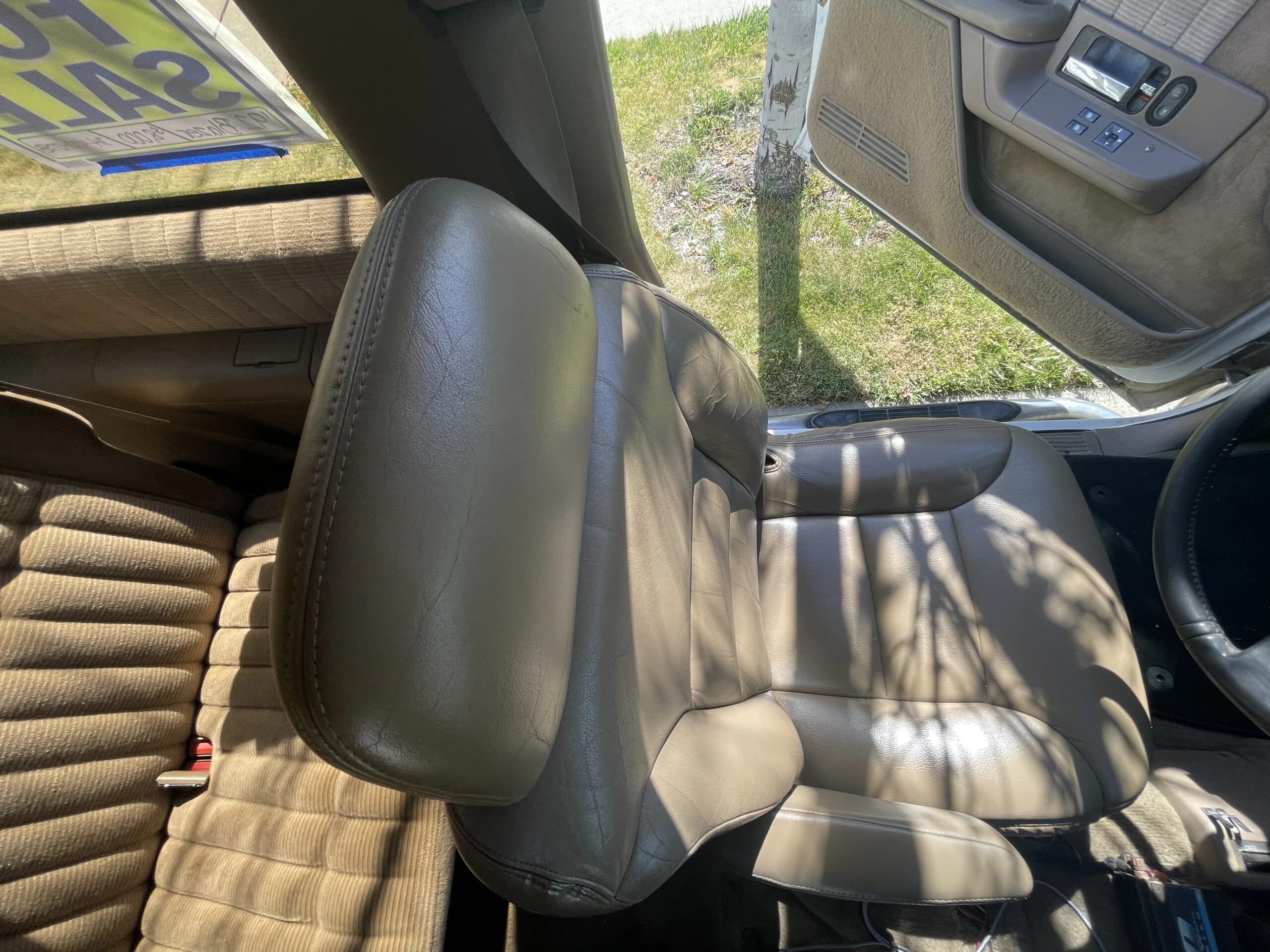 Chevrolet-Blazer-4wd-1992-White-Tan-52