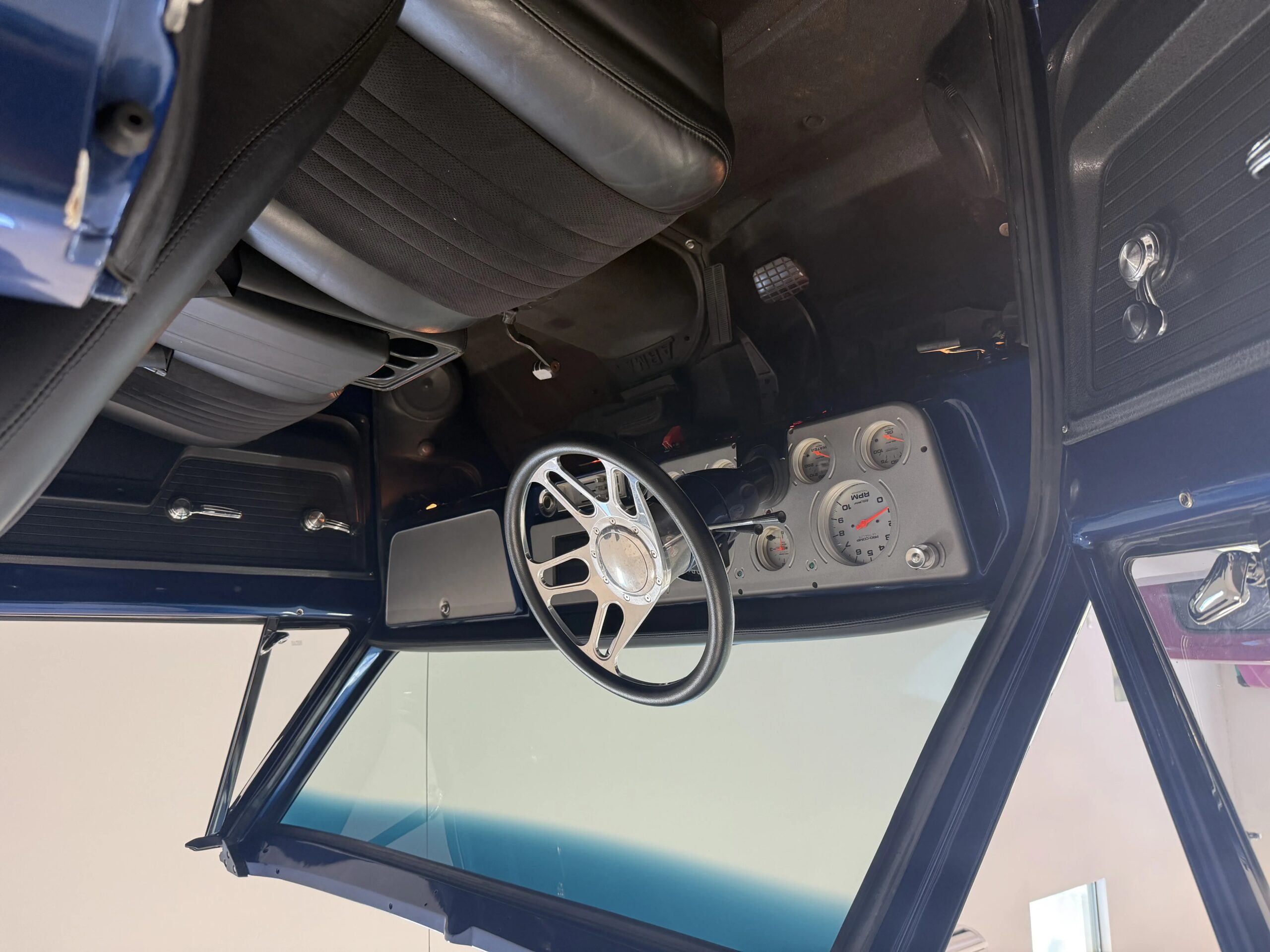 Chevrolet-Blazer-4wd-2-door-1970-Blue-Black-3