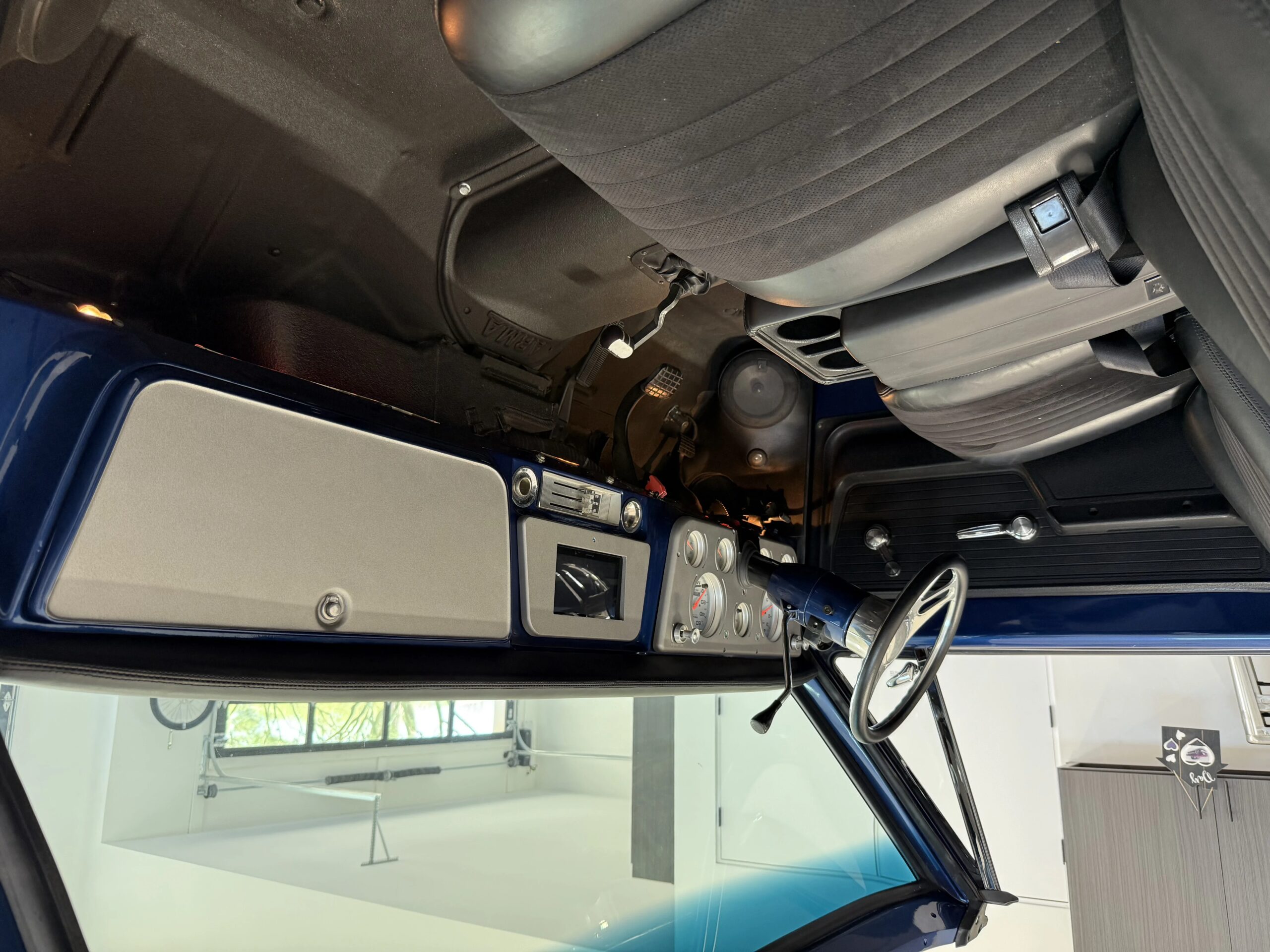 Chevrolet-Blazer-4wd-2-door-1970-Blue-Black-4