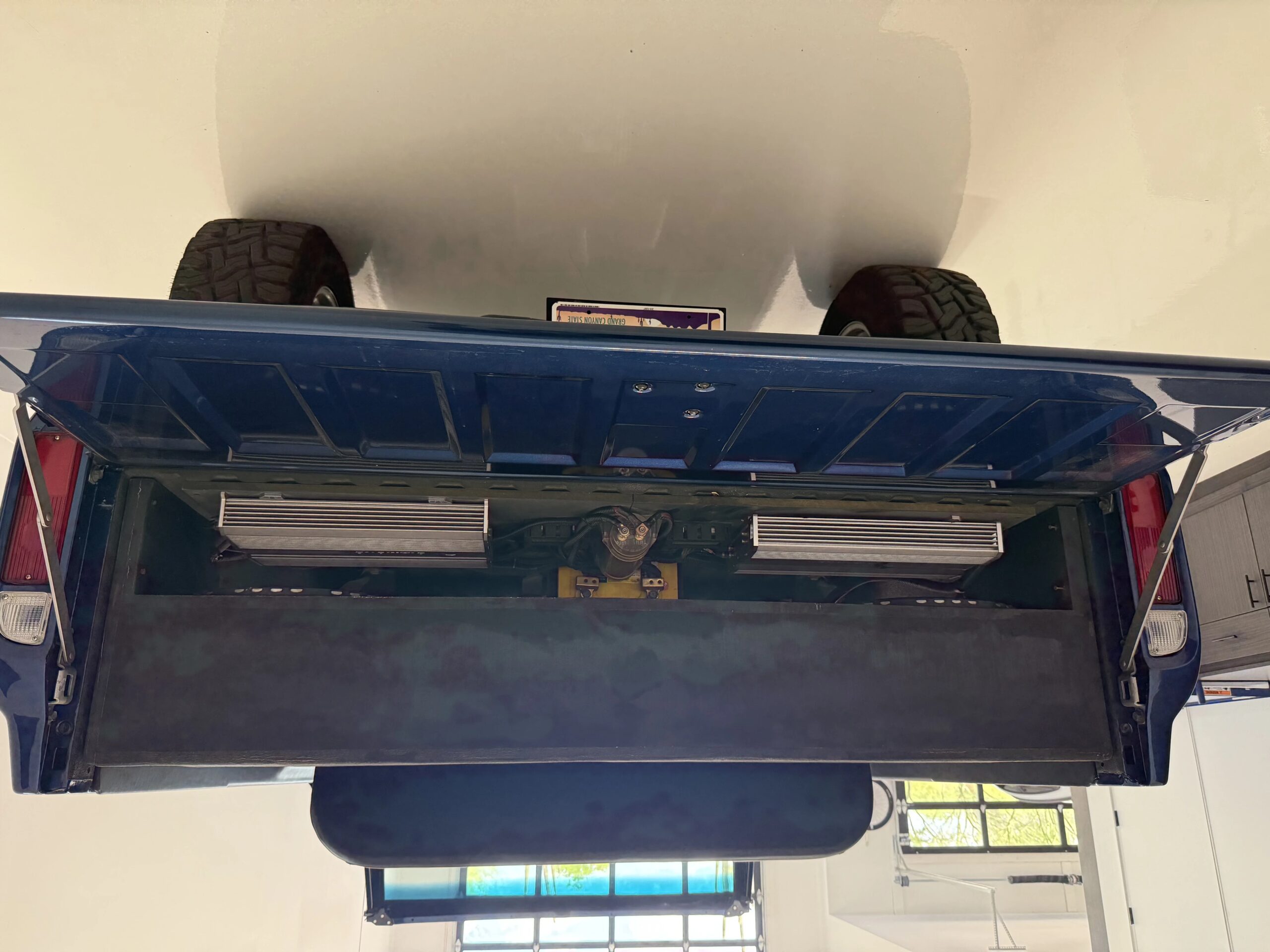 Chevrolet-Blazer-4wd-2-door-1970-Blue-Black-8