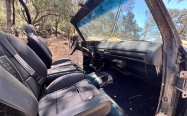 Chevrolet-Blazer-4wd-2-door-1975-Black-Black-4