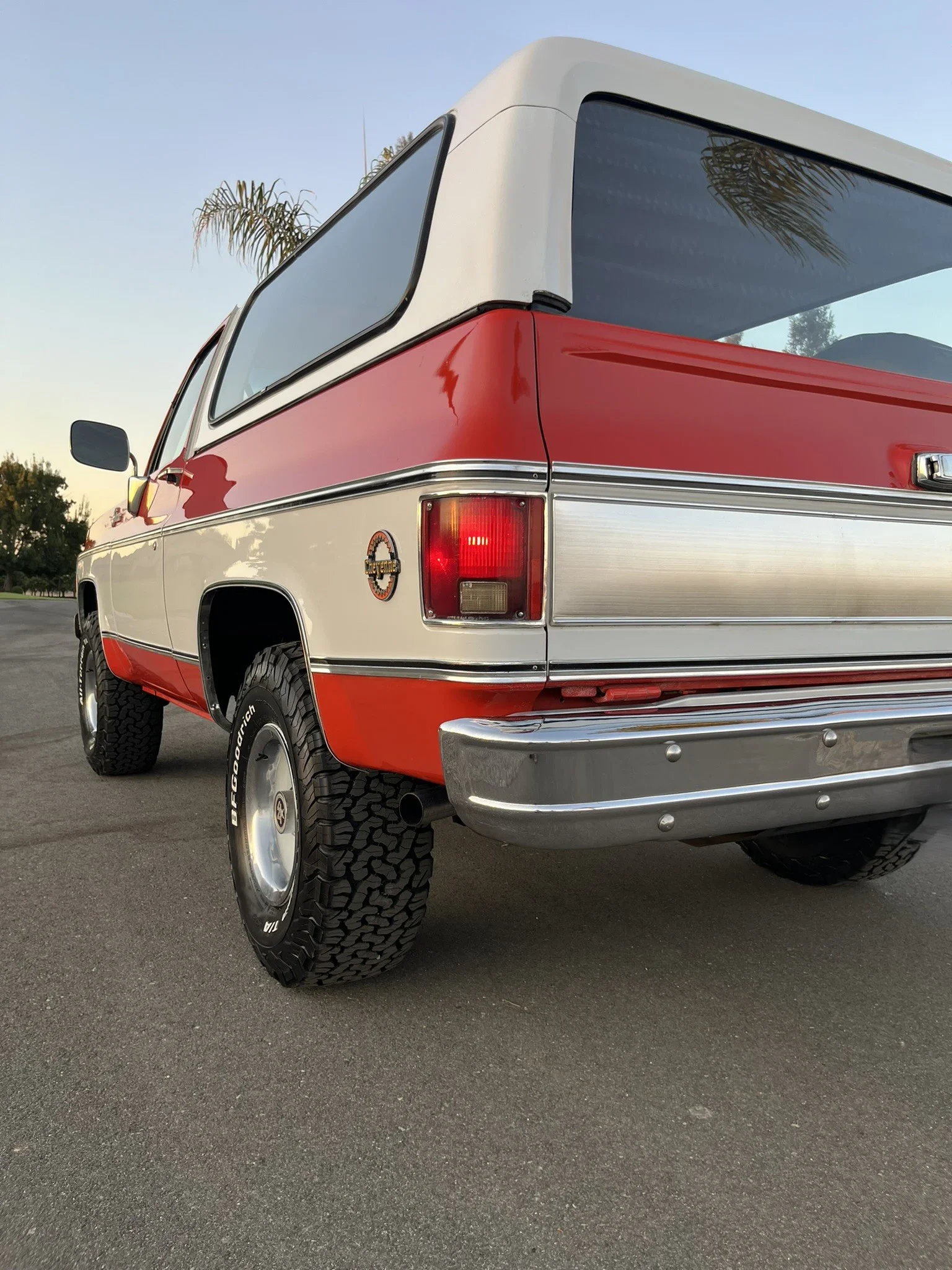 Chevrolet-Blazer-4wd-2-door-1976-Red-Black-11