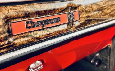 Chevrolet-Blazer-4wd-2-door-1976-Red-Black-24