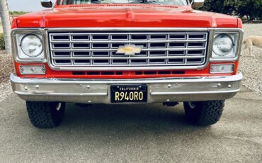 Chevrolet-Blazer-4wd-2-door-1976-Red-Black-9