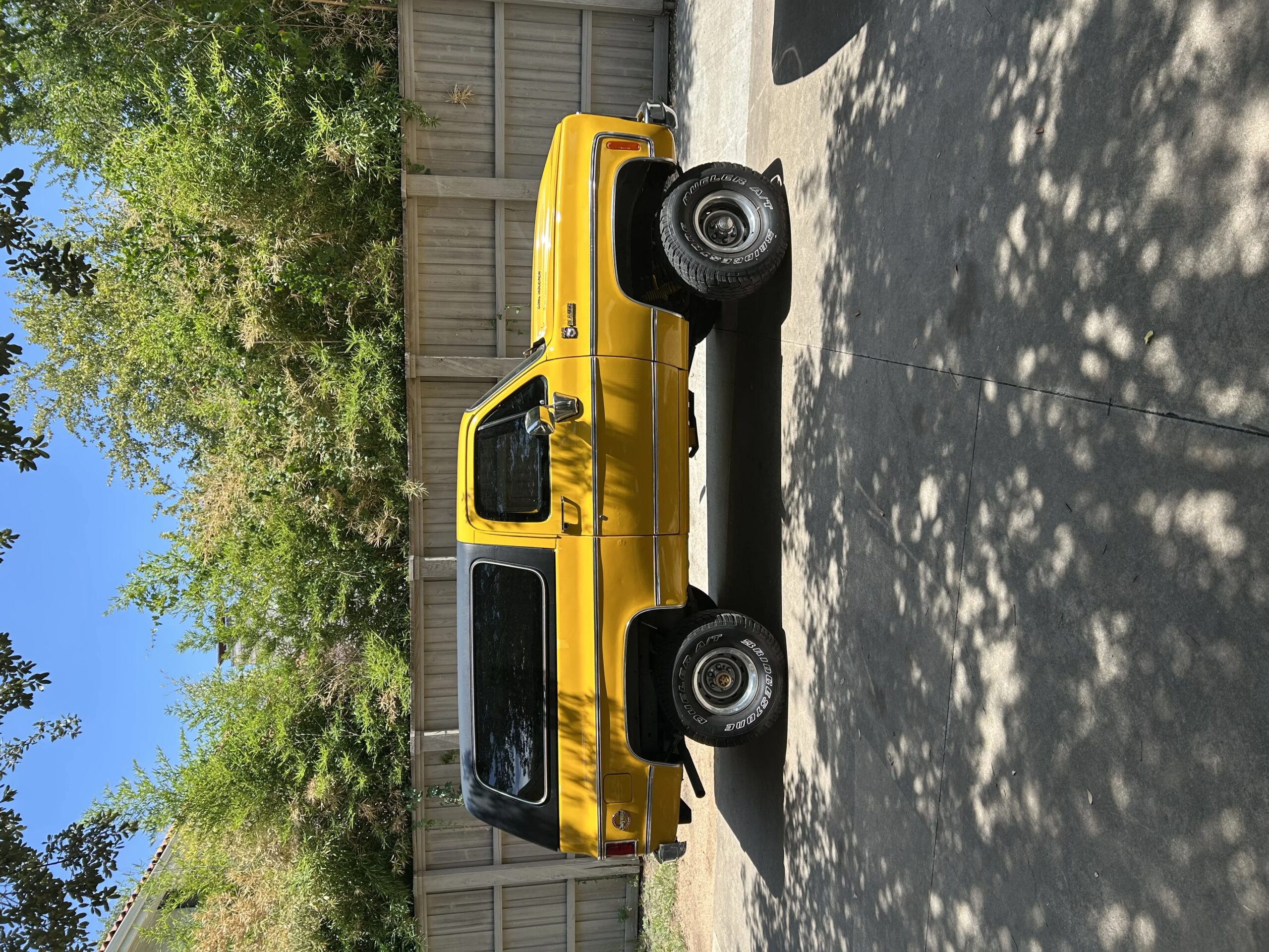 Chevrolet-Blazer-4wd-2-door-1979-Yellow-Black-7