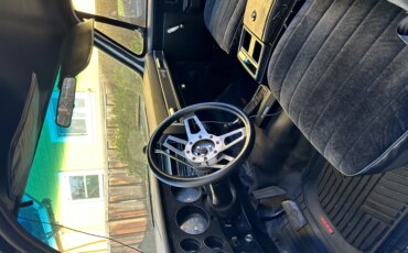 Chevrolet-Blazer-4wd-2-door-1981-Black-Black-1