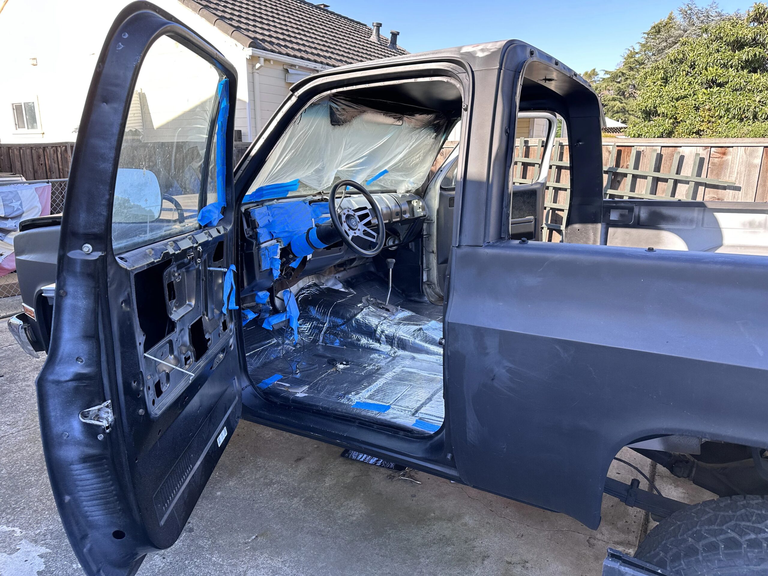 Chevrolet-Blazer-4wd-2-door-1981-Black-Black-3